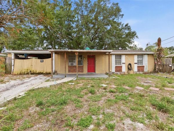 4501 E 24TH AVENUE , TAMPA, FL 33605