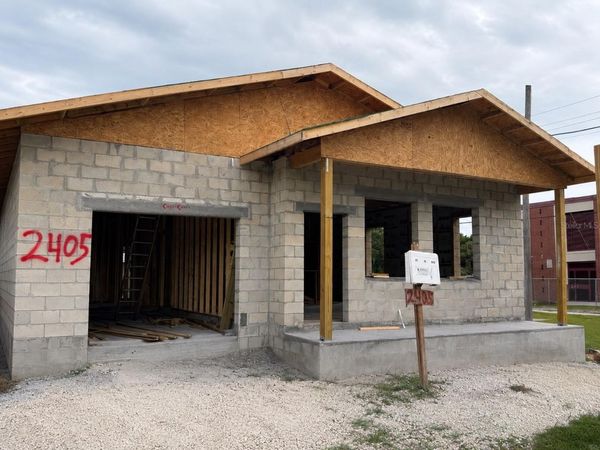 2405 E 38TH AVENUE , TAMPA, FL 33610