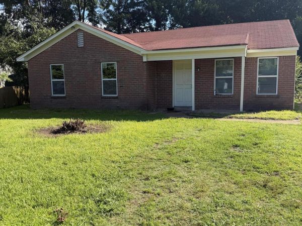42 Stonebrook Cove, Southaven, MS 38671
