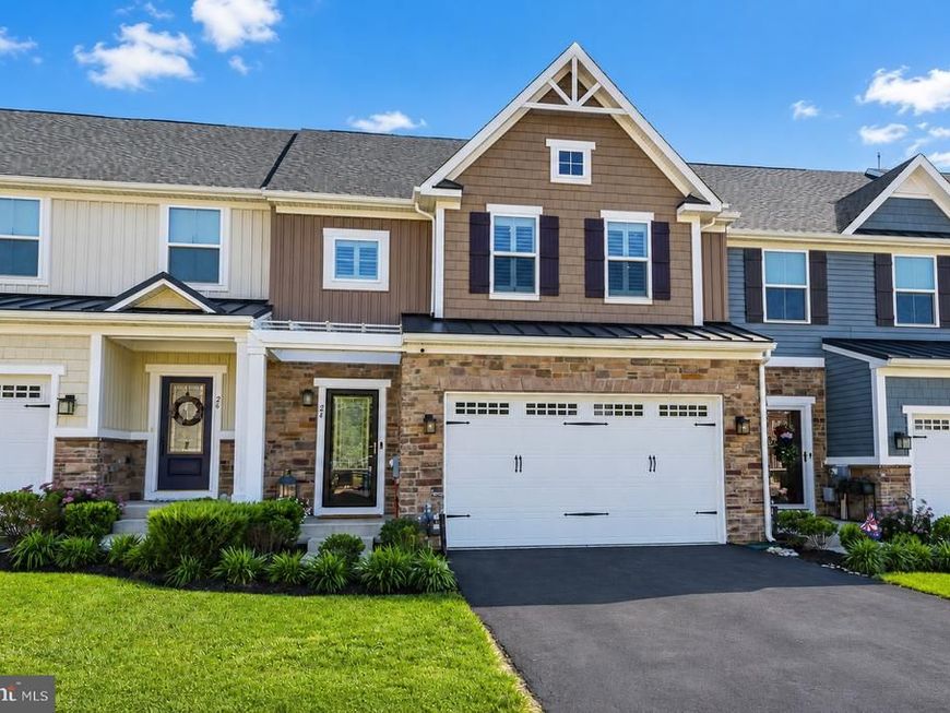 24 Griffin Way, Yardley, PA 19067 Main Photo