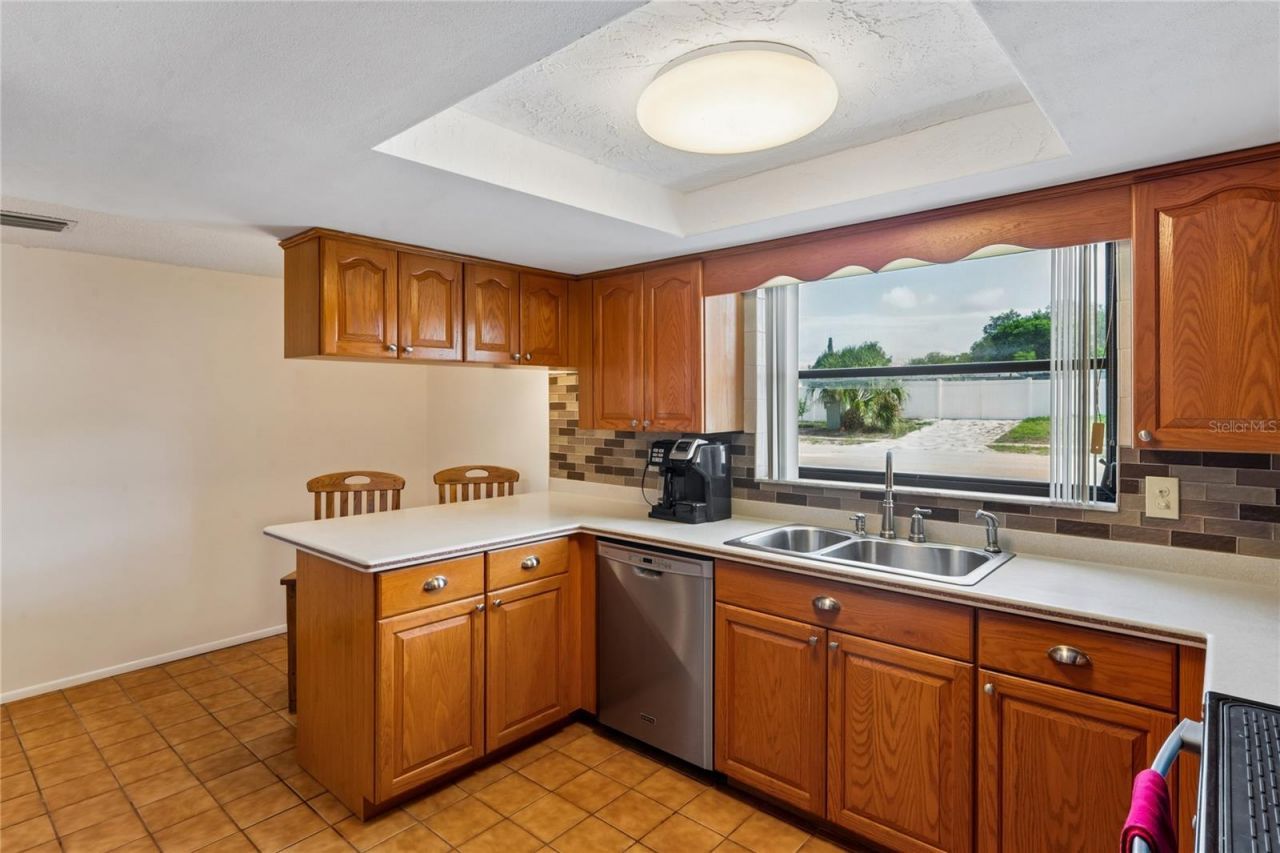 9205 Gray Fox Lane , Port Richey, FL 34668 Photo
