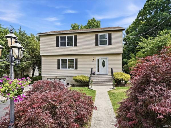 67 Sherwood Drive , Larchmont, NY 10538