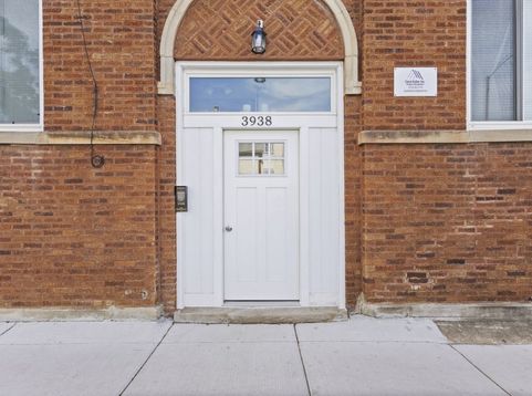 Main Photo