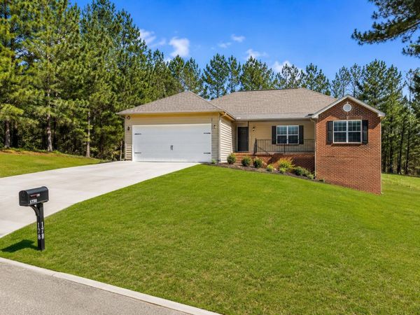 284 Belle Circle, Dayton, TN 37321