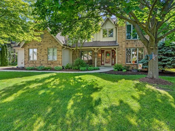 W168N5039 Stonefield ROAD, Menomonee Falls, WI 53051