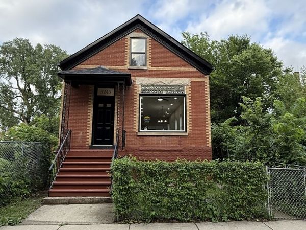 5245 S Racine Avenue , Chicago, IL 60609