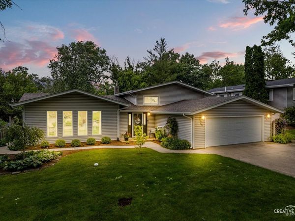 636 South Road , Lisle, IL 60532