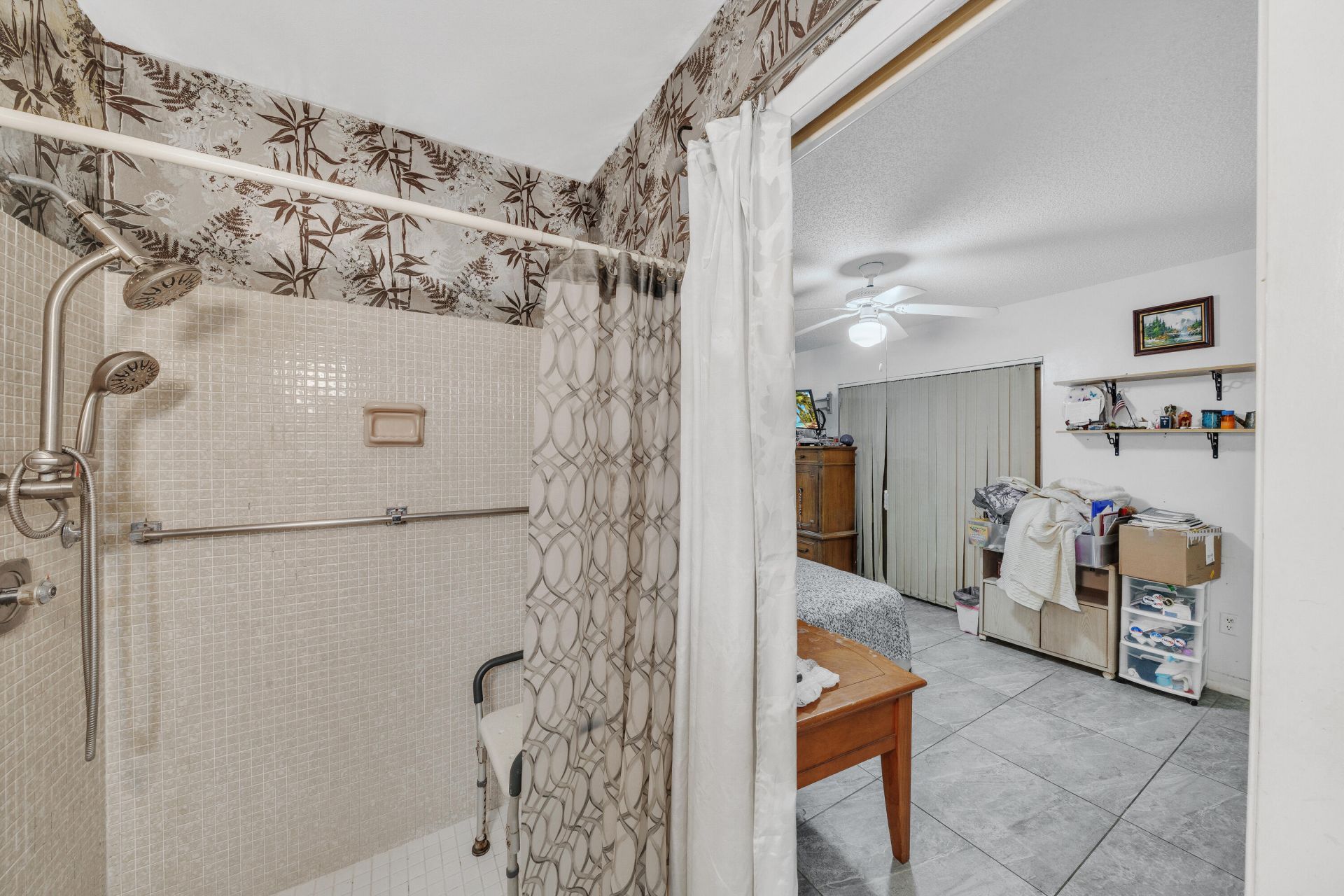 5775 W Fernley Dr Drive W, Unit 76, West Palm Beach, FL 33415 Photo