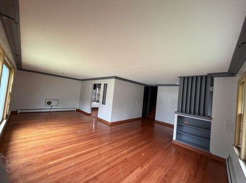 Main Photo