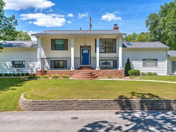 3601 W Seneca Court, Rogers, AR 72758