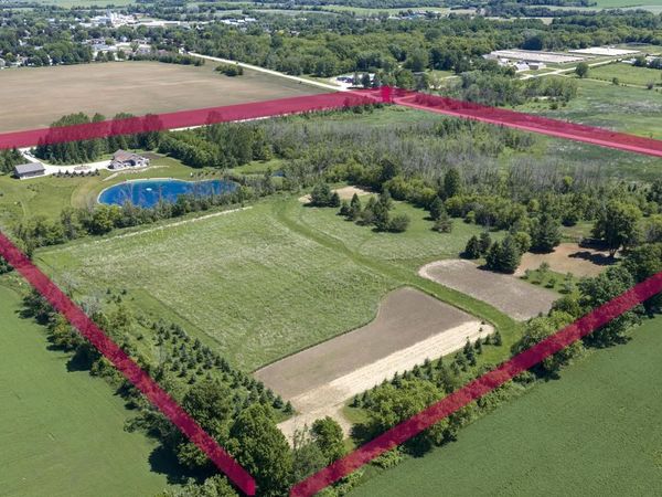 W985 Fur Farm ROAD, New Holstein, WI 53061