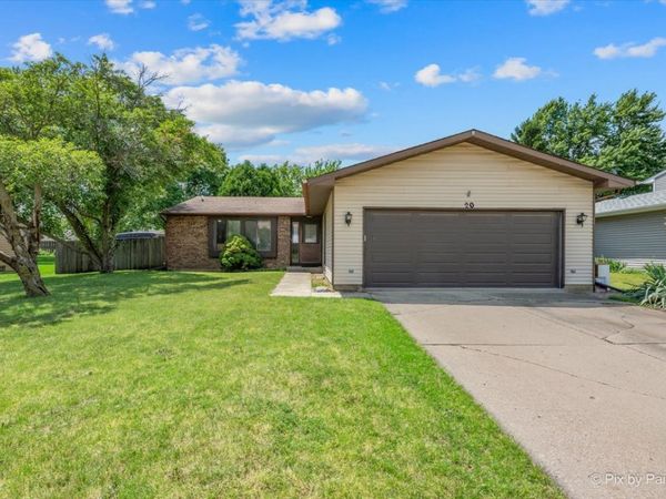20 Wedgewood Drive , South Elgin, IL 60177