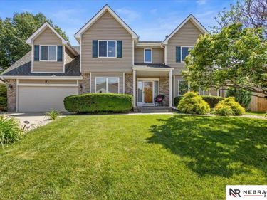 10573 Curtis Avenue, Omaha, NE 68134