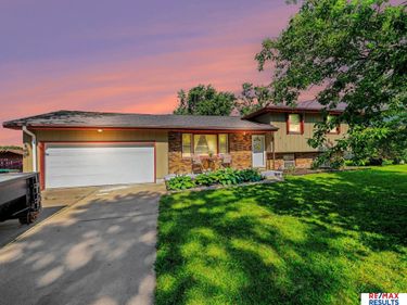 20272 Pinkney Street, Elkhorn, NE 68022