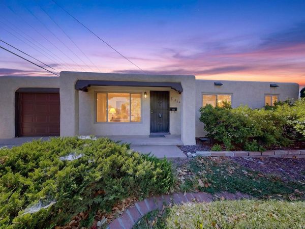 2316 Elizabeth Street NE, Albuquerque, NM 87112