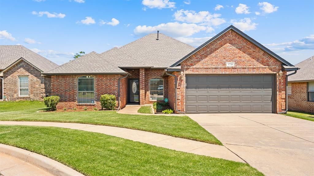 17720 Spacious Sky Court, Edmond, OK 73012 Main Photo