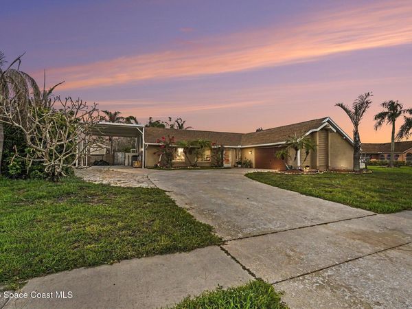1131 Fairway Court NE , Palm Bay, FL 32905