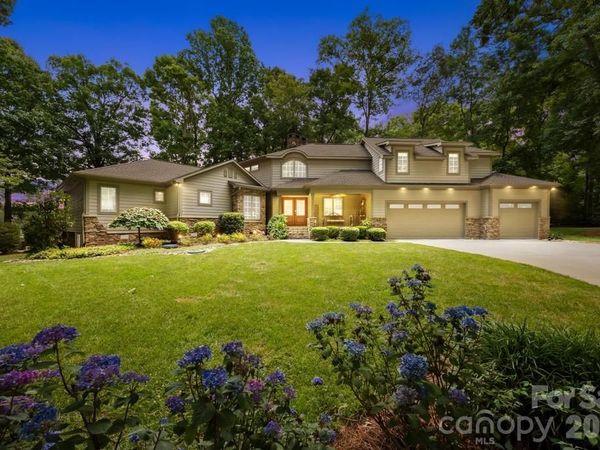 165 Woodstream Circle, Mooresville, NC 28117