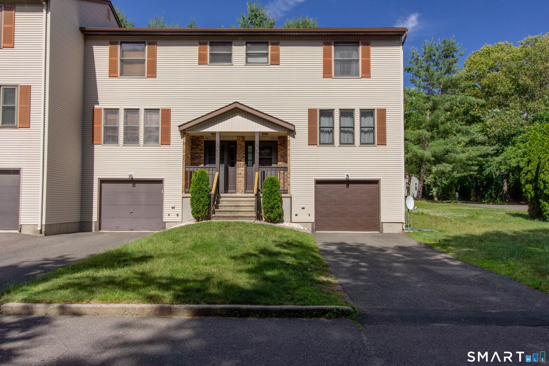 144 Barn Finch, Unit 144, Naugatuck, CT 06770 Main Photo