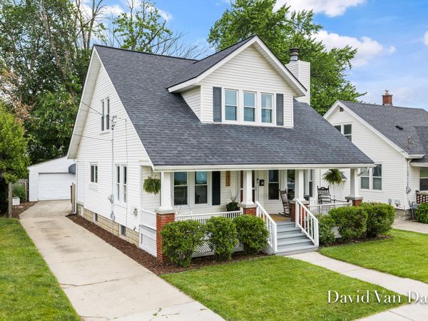 2433 Wyoming Avenue SW, Wyoming, MI 49519