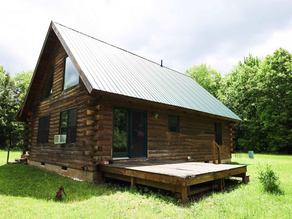 116 N Carlshend Road, Skandia Twp, MI 49885