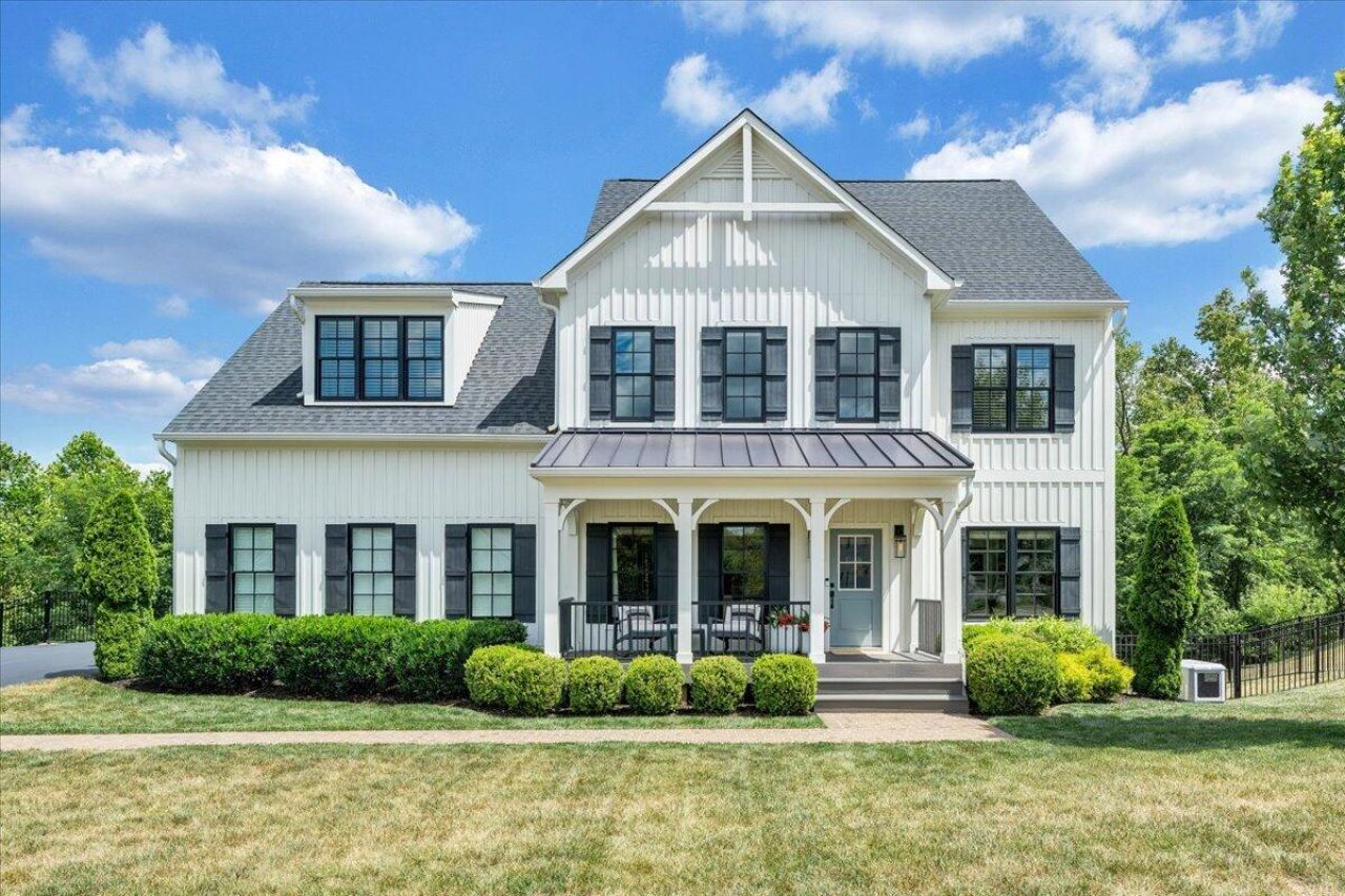 6895 Fairway Ridge Rd, Salem, VA 24153 Main Photo