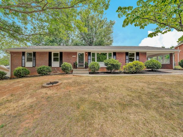 5712 Littlehorn DR, Roanoke, VA 24018