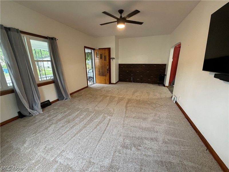 1040 W 18th Street , Lorain, OH 44052 Photo 10