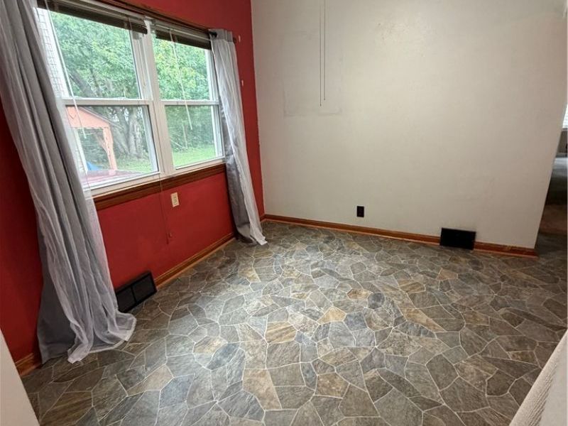 1040 W 18th Street , Lorain, OH 44052 Photo 13