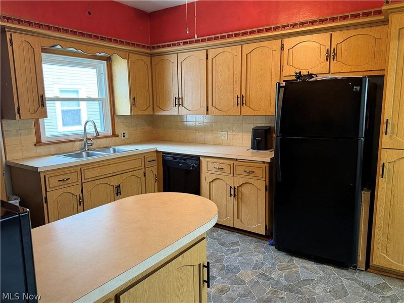 1040 W 18th Street , Lorain, OH 44052 Photo 16