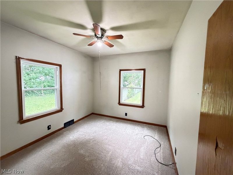 1040 W 18th Street , Lorain, OH 44052 Photo 28