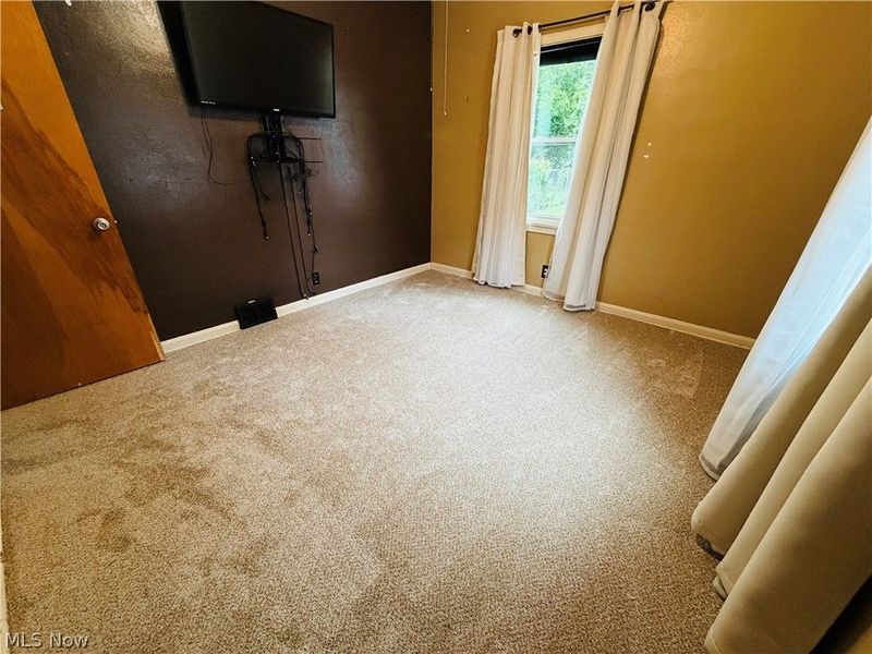 1040 W 18th Street , Lorain, OH 44052 Photo 33
