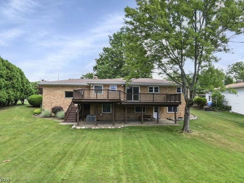 8756 Royalhaven Drive , North Royalton, OH 44133 Photo 4