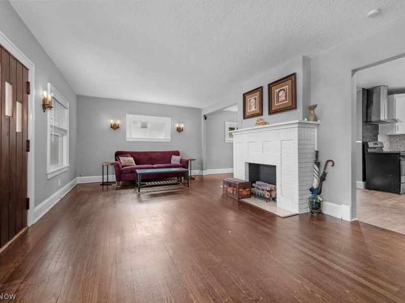 6813 Ridgewood Avenue, Parma, OH 44129 Photo 28