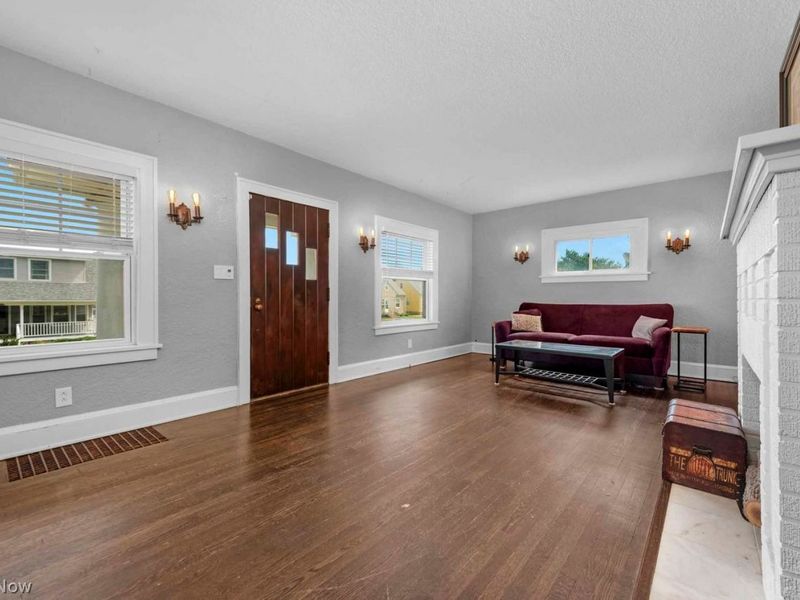 6813 Ridgewood Avenue, Parma, OH 44129 Photo 29