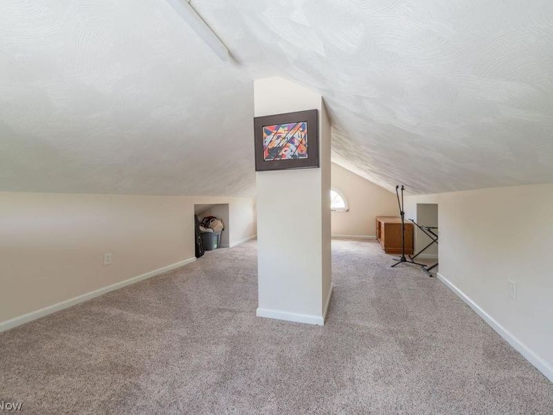 6813 Ridgewood Avenue, Parma, OH 44129 Photo 41