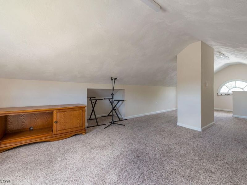 6813 Ridgewood Avenue, Parma, OH 44129 Photo 43