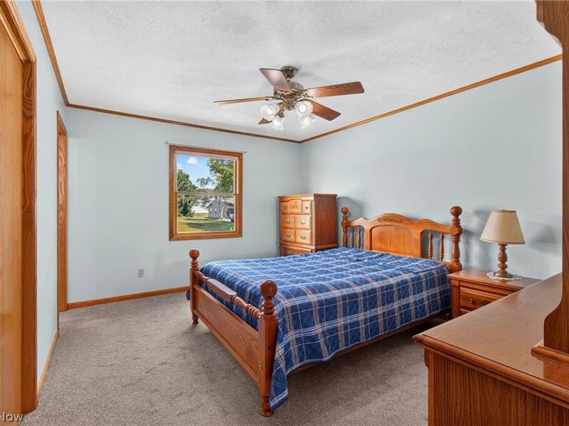 5732 Perry Hills Drive SW, Canton, OH 44706 Photo 15
