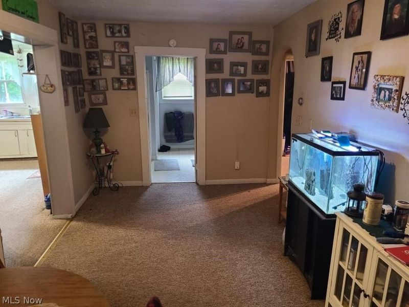 8094 Fohl Street SW, Navarre, OH 44662 Photo 5