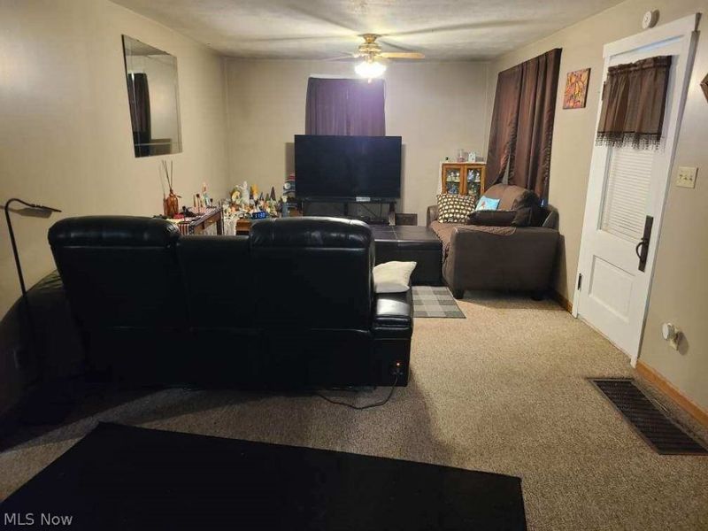 8094 Fohl Street SW, Navarre, OH 44662 Photo 7