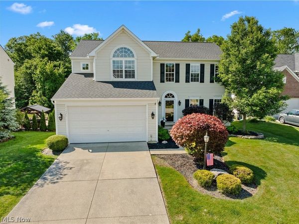 1107 Country Way , Brunswick, OH 44212