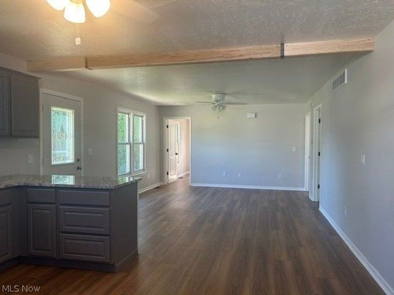 2372 Triplett Boulevard, Akron, OH 44312 Photo 3