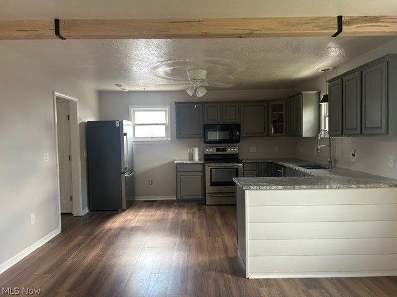 2372 Triplett Boulevard, Akron, OH 44312 Photo 4