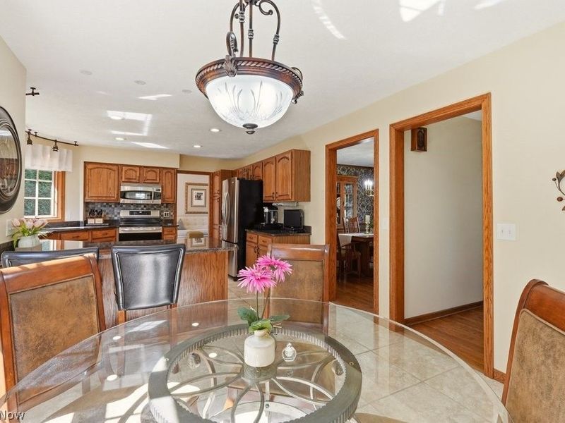 3575 Avanti Lane , Uniontown, OH 44685 Photo 14