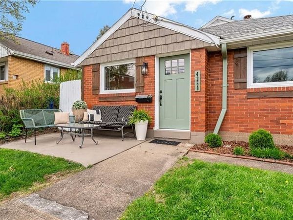4258 Glen Lytle Rd , Pittsburgh, PA 15217