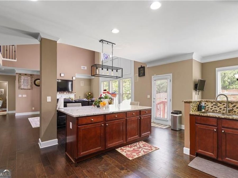 Property Image 16