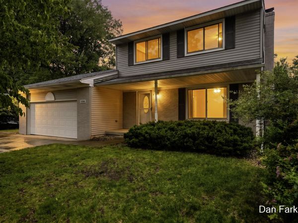 4380 Knickerbocker Court SW, Wyoming, MI 49519