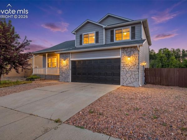 11185 Falling Star Road, Fountain, CO 80817