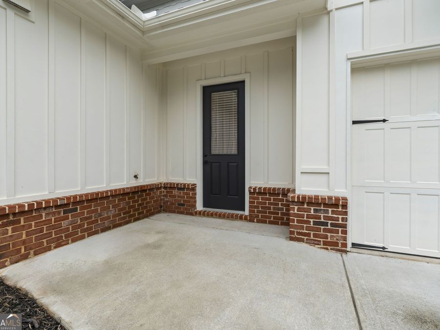 Property Image 100