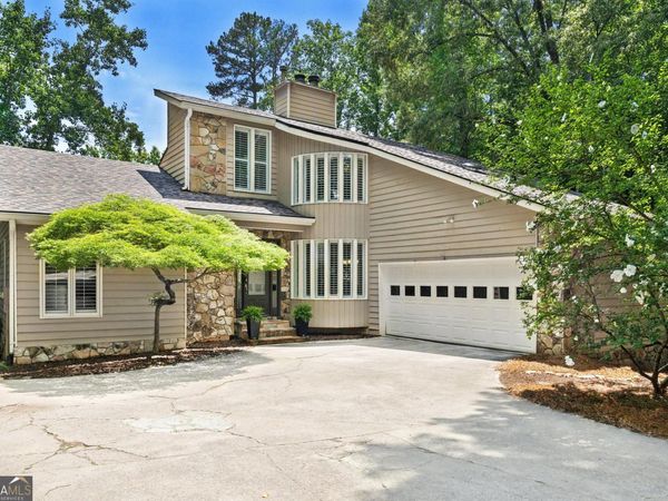 10550 Haynes Bridge Road, Alpharetta, GA 30022